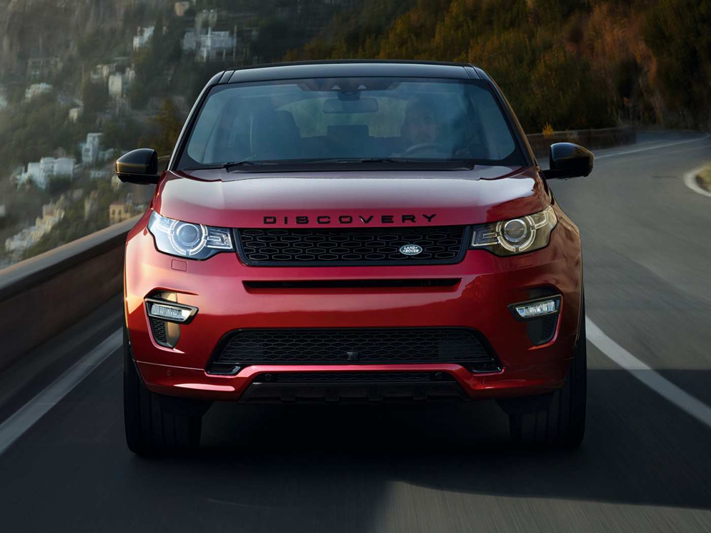 Screenshot №1 pro téma Land Rover Discovery Sport HSE 1400x1050