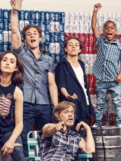 Das Shameless 9 Season with Gallagher Family Wallpaper 240x320