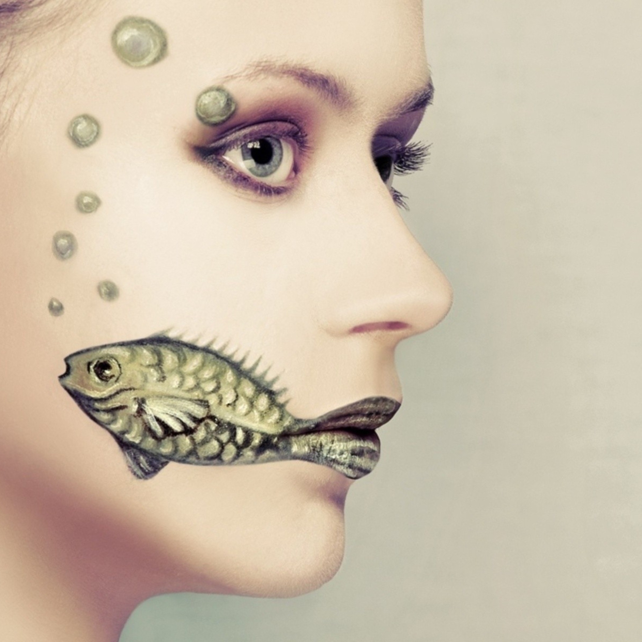 Fondo de pantalla Fish Face Art 2048x2048