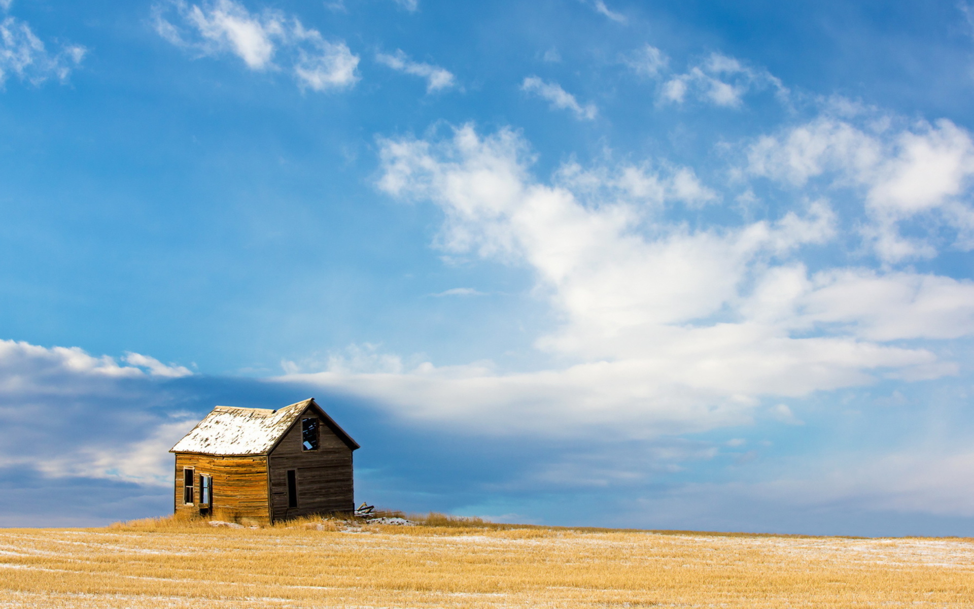 Обои Left House Under Blue Sky 1920x1200