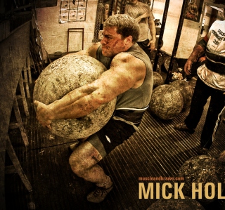 Mick Holding Strongman - Obrázkek zdarma pro 128x128