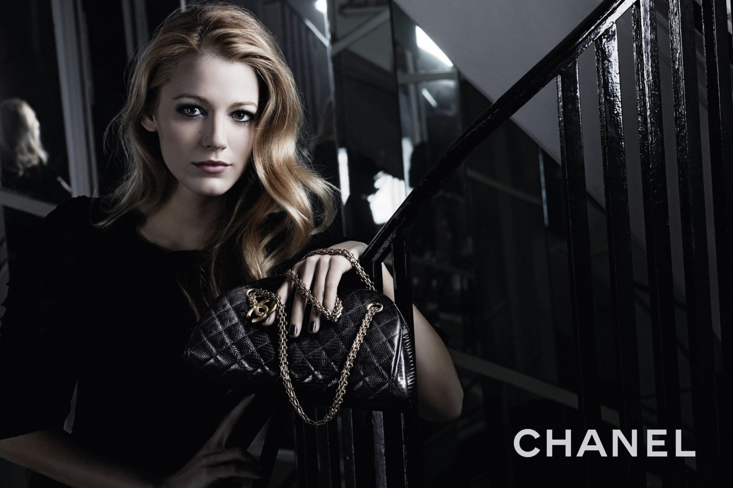 Chanel screenshot #1 2880x1920
