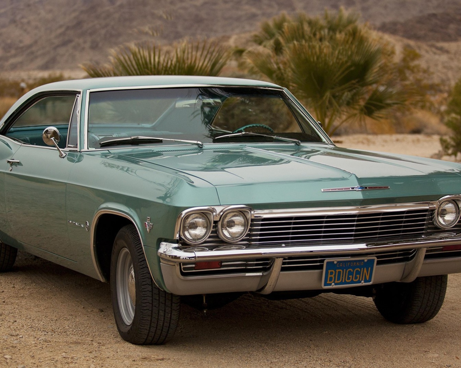 Обои Chevrolet Impala 1965 1600x1280