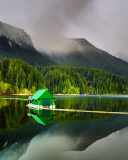 Capilano Lake in North Vancouver screenshot #1 128x160