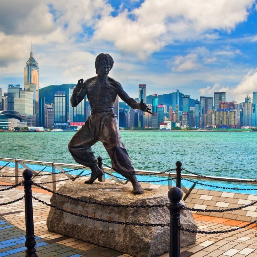 Fondo de pantalla Bruce Lee statue in Hong Kong 1024x1024