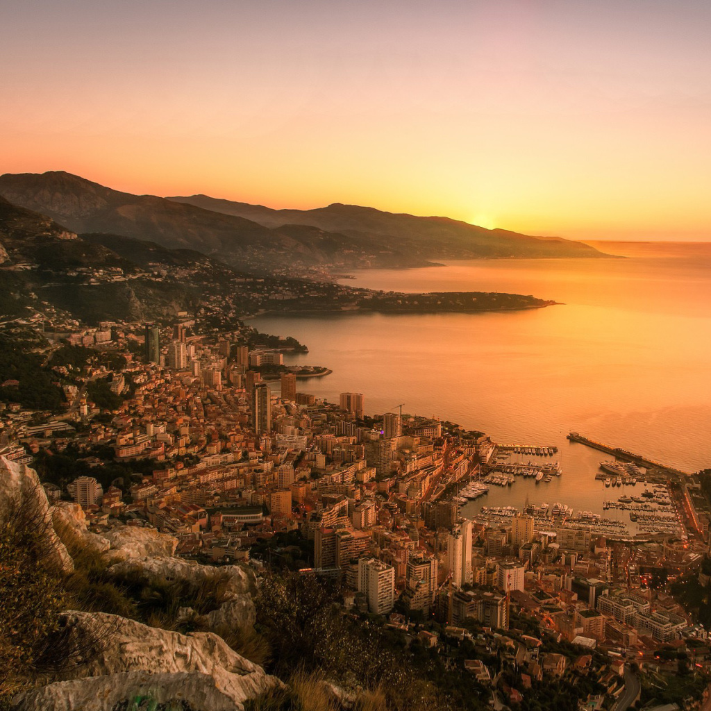 Monaco Panoramic Photo wallpaper 1024x1024