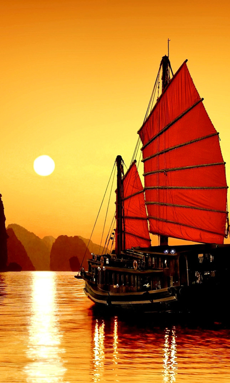 Halong Bay, Vietnama in Sunset wallpaper 768x1280