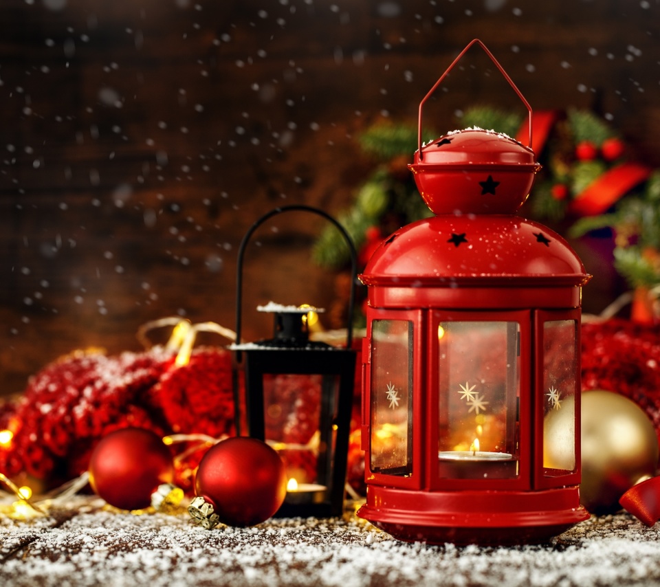 Christmas candles with holiday decor wallpaper 960x854