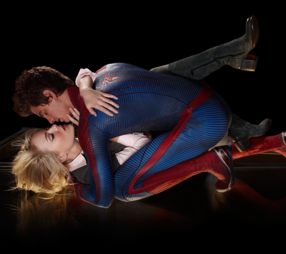 Fondo de pantalla Amazing Spider Man Love Kiss 960x854