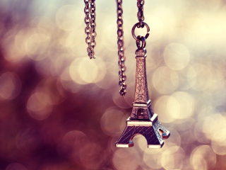 Eiffel Tower Pendant screenshot #1 320x240