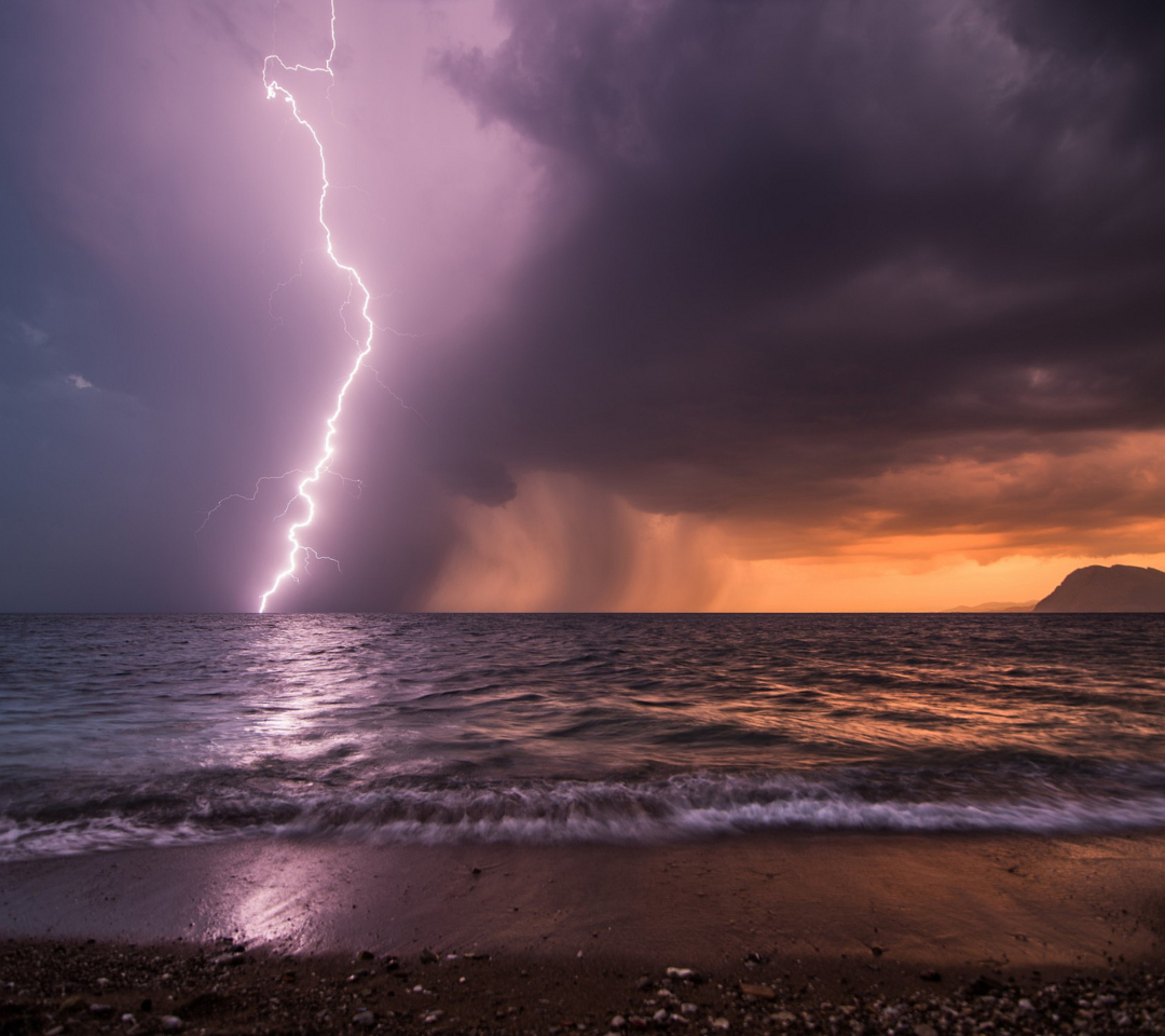 Das Storm & Lightning Wallpaper 1080x960