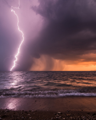 Storm & Lightning - Obrázkek zdarma pro 360x640