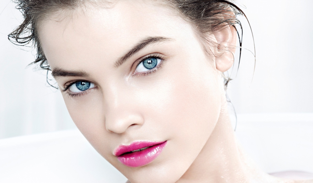 Screenshot №1 pro téma Barbara Palvin For Loreal Paris 1024x600