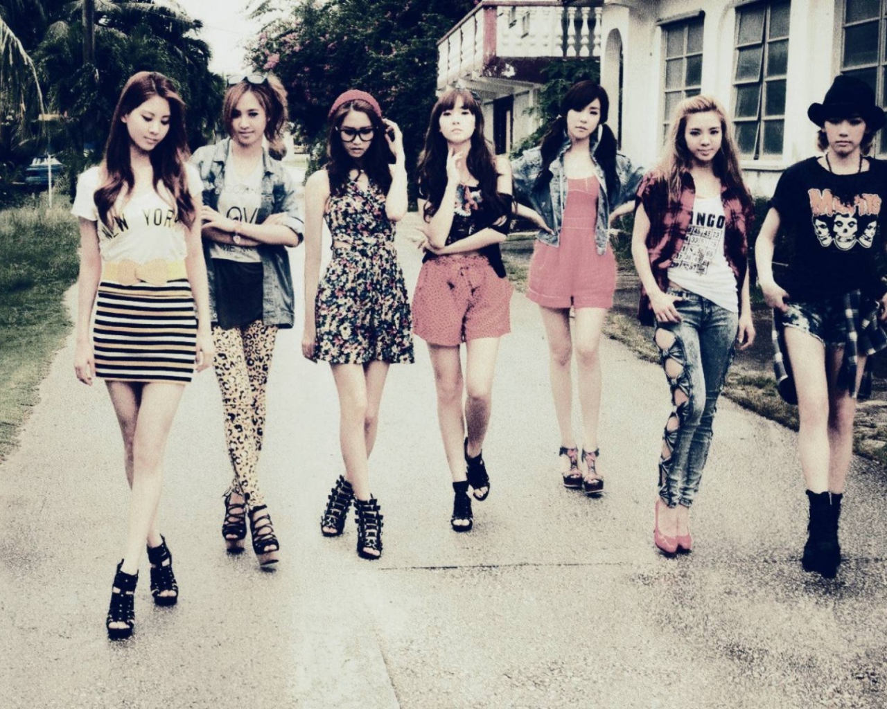 Girls Generation wallpaper 1280x1024
