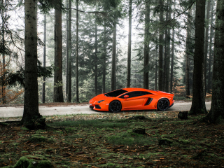Lamborghini Aventador screenshot #1 320x240