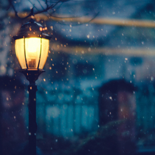 Winter Street Lantern sfondi gratuiti per iPad Air