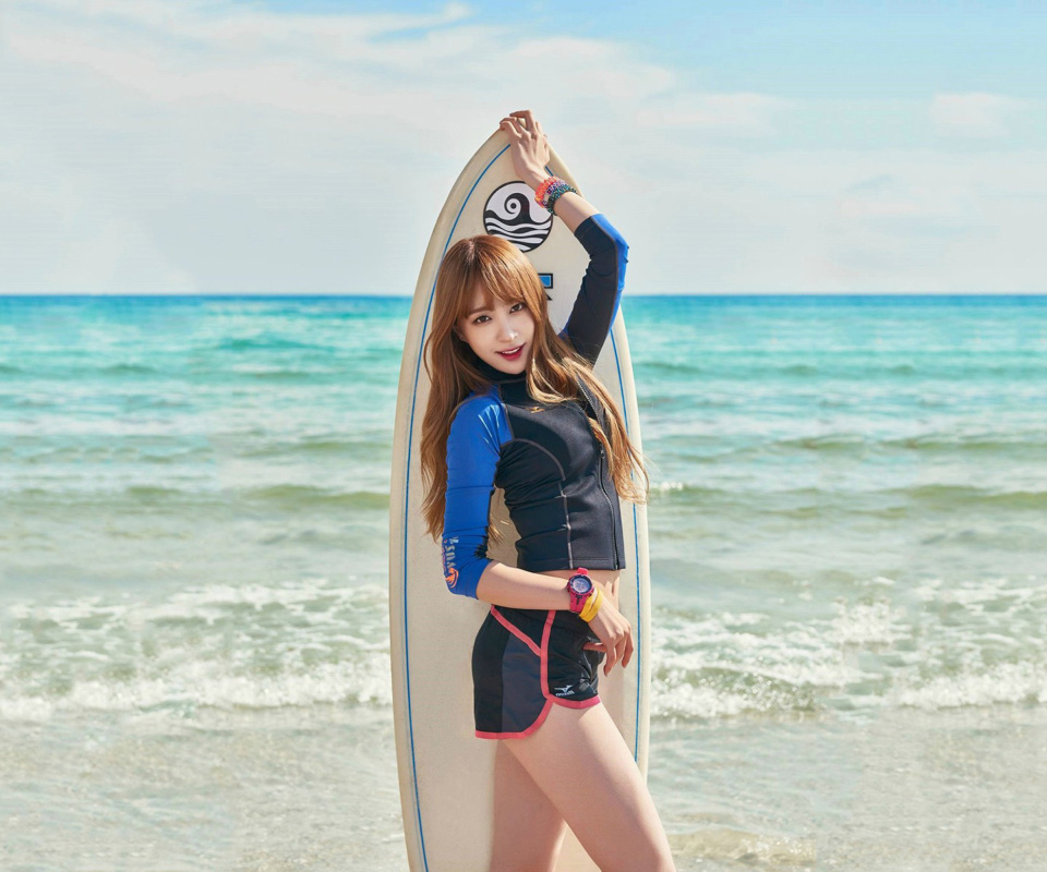 Das Korean Surfer Girl Wallpaper 960x800
