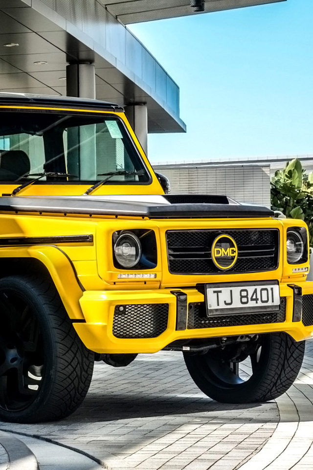 Sfondi 2015 DMC Mercedes Benz G88 640x960