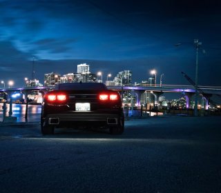 Chevrolet Camaro In Night - Obrázkek zdarma pro 1024x1024
