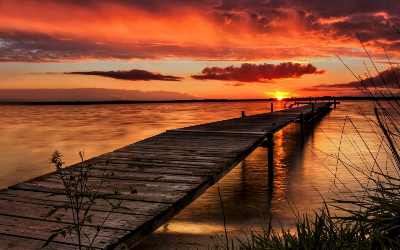 Обои Stunning Sunset in Sweden 1280x800