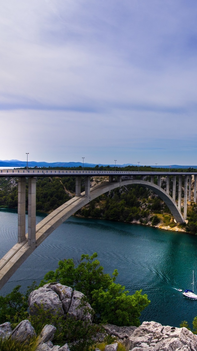 Das Krka River Croatia Wallpaper 640x1136