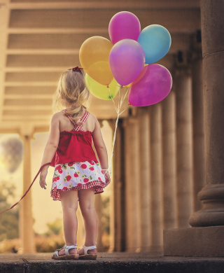 Little Girl With Colorful Balloons - Obrázkek zdarma pro 640x960