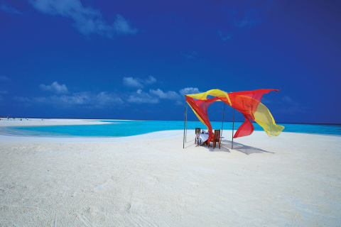 Fondo de pantalla White Harp Beach Hotel, Hulhumale, Maldives 480x320