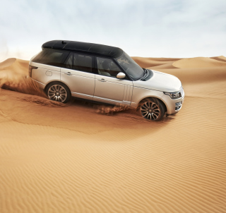 Kostenloses Range Rover In Desert Wallpaper für 1024x1024