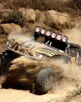Free Jesse James Trophy Truck Picture for iPhone 5