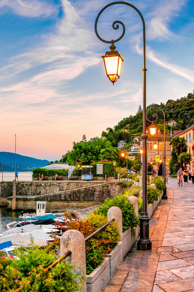 Обои Cannobio Town on Lake Maggiore 640x960