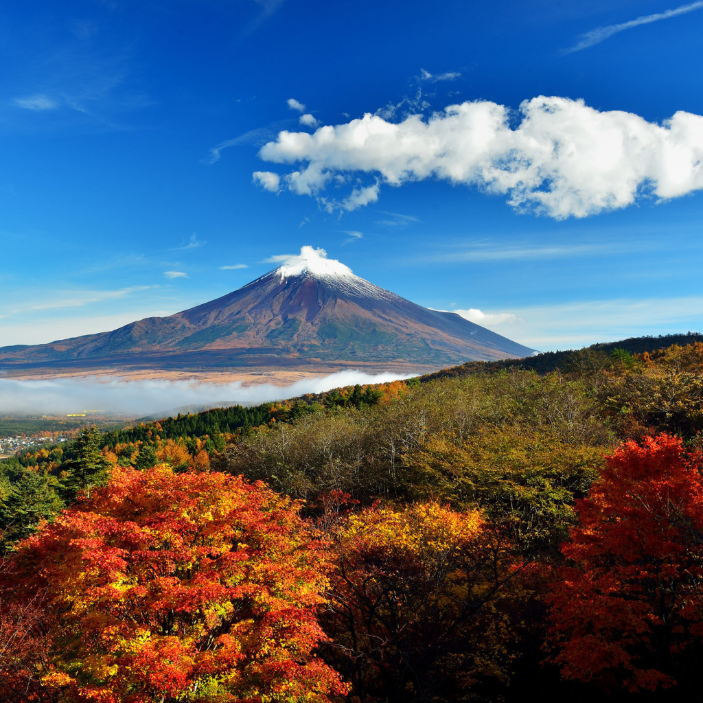 Fondo de pantalla Mount Fuji 3776 Meters 1024x1024