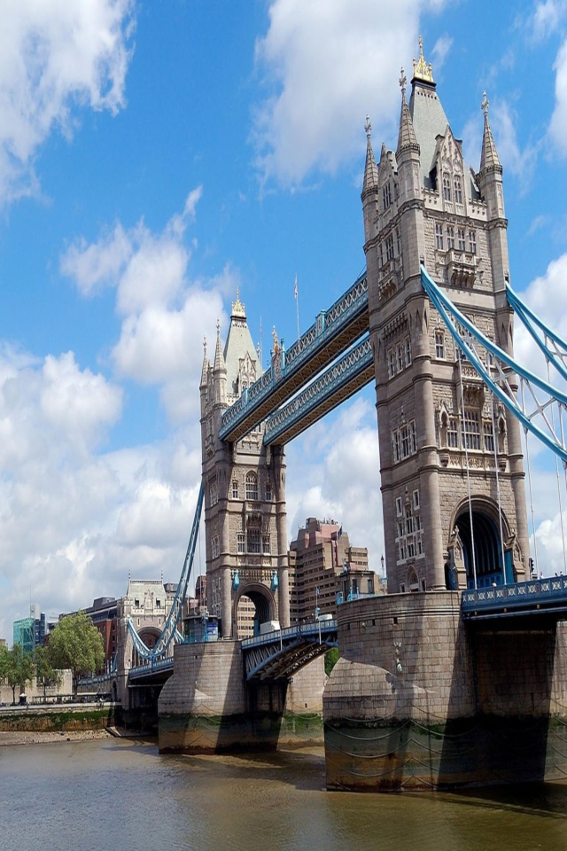 Sfondi Tower Bridge London 640x960