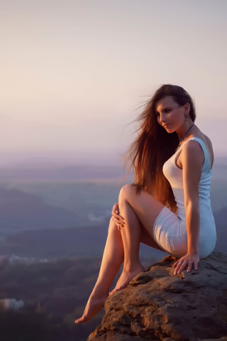 Girl with long Legs in White Dress screenshot #1 320x480