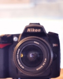 Fondo de pantalla Nikon Camera 128x160