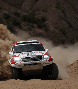 Toyota - Rally In Dakar - Obrázkek zdarma pro Nokia Asha 308