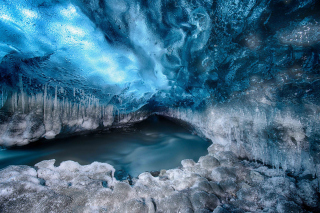 Tunnel in Iceberg Cave - Obrázkek zdarma pro 176x144