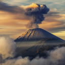 Das Volcano In Indonesia Wallpaper 128x128