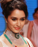 Das Shraddha Kapoor Wallpaper 128x160