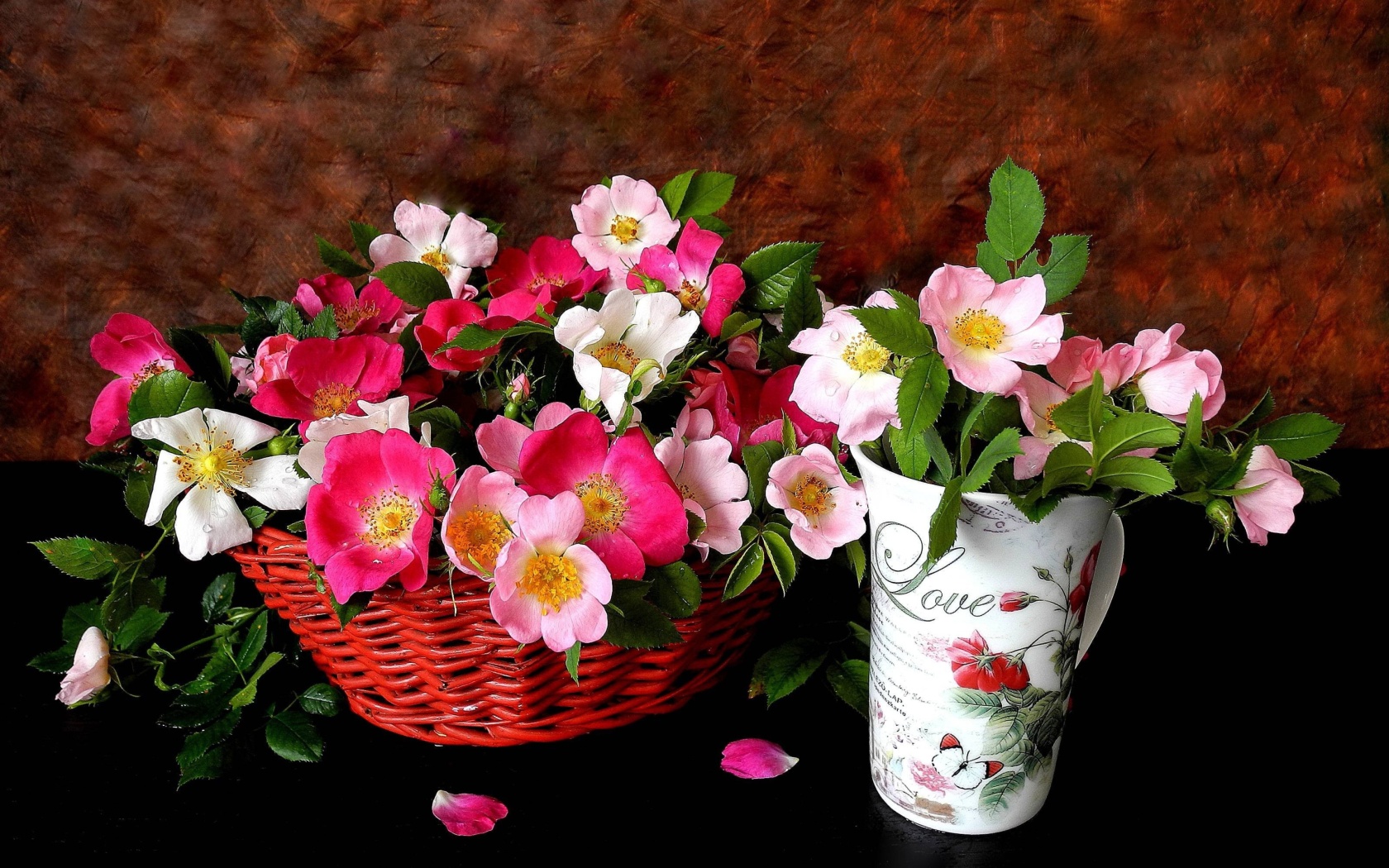 Screenshot №1 pro téma Sweetheart flowers 1680x1050