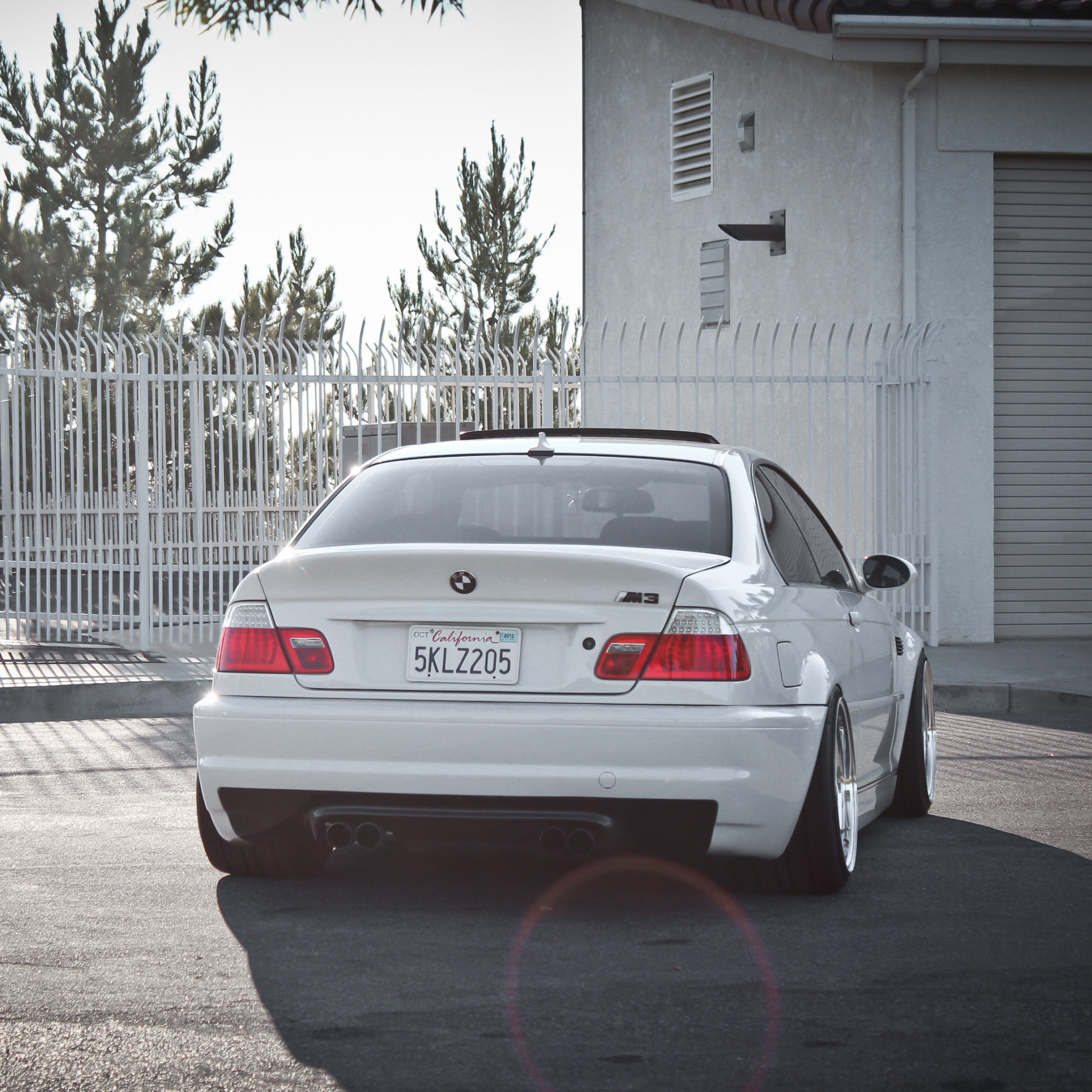 Das BMW E46 Wallpaper 2048x2048