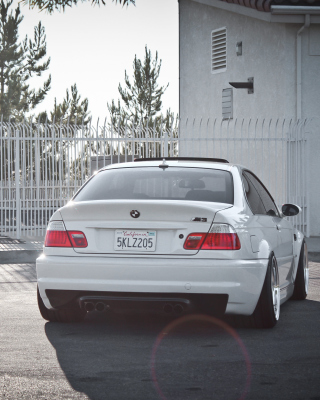 BMW E46 - Obrázkek zdarma pro 132x176