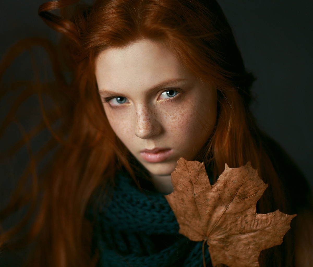 Screenshot №1 pro téma Autumn Girl Portrait 1200x1024