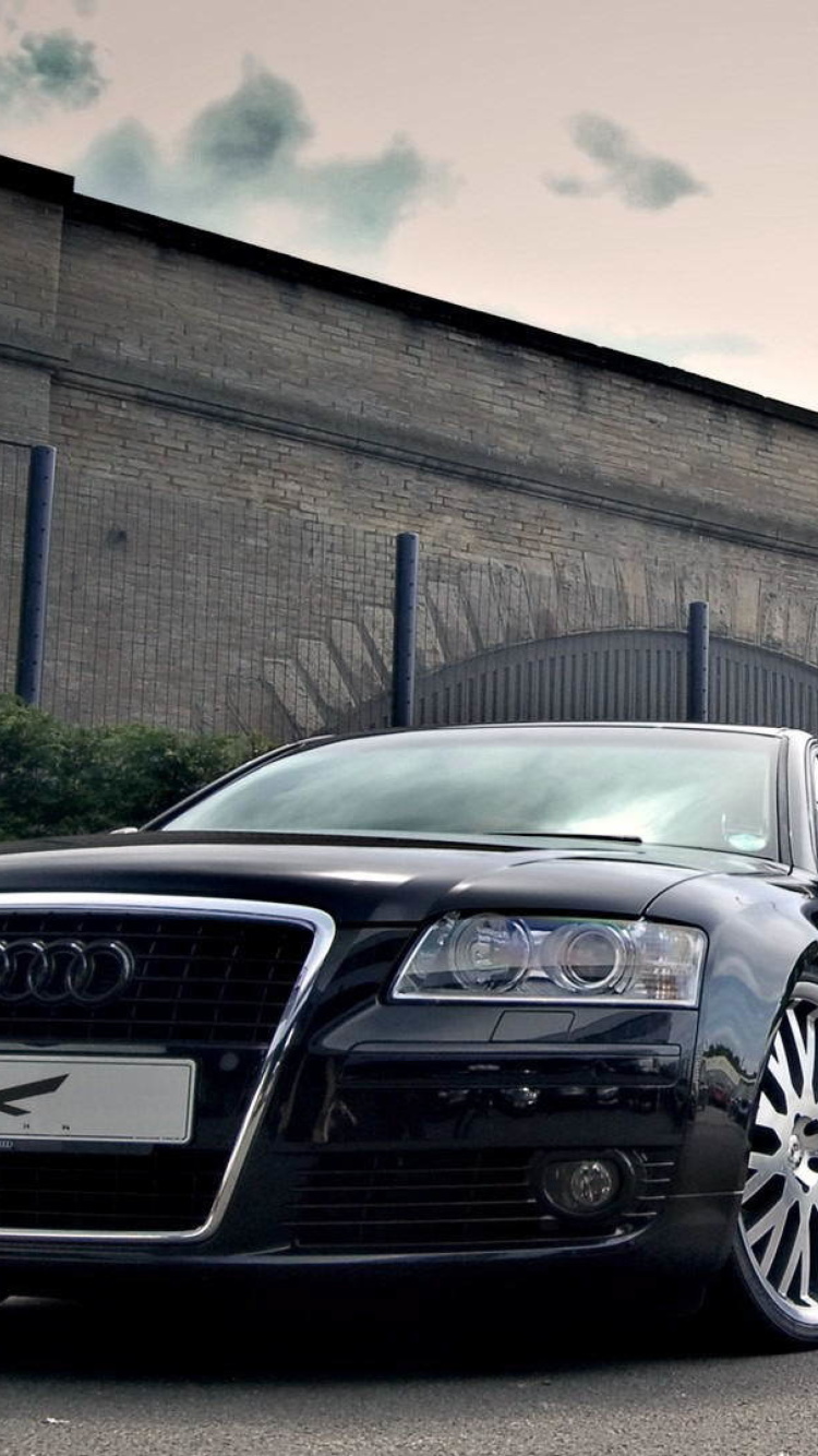 Screenshot №1 pro téma Audi A8 and Bentley, One Platform 750x1334