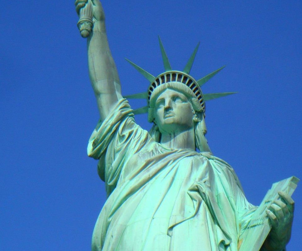 Обои Statue Of Liberty 960x800