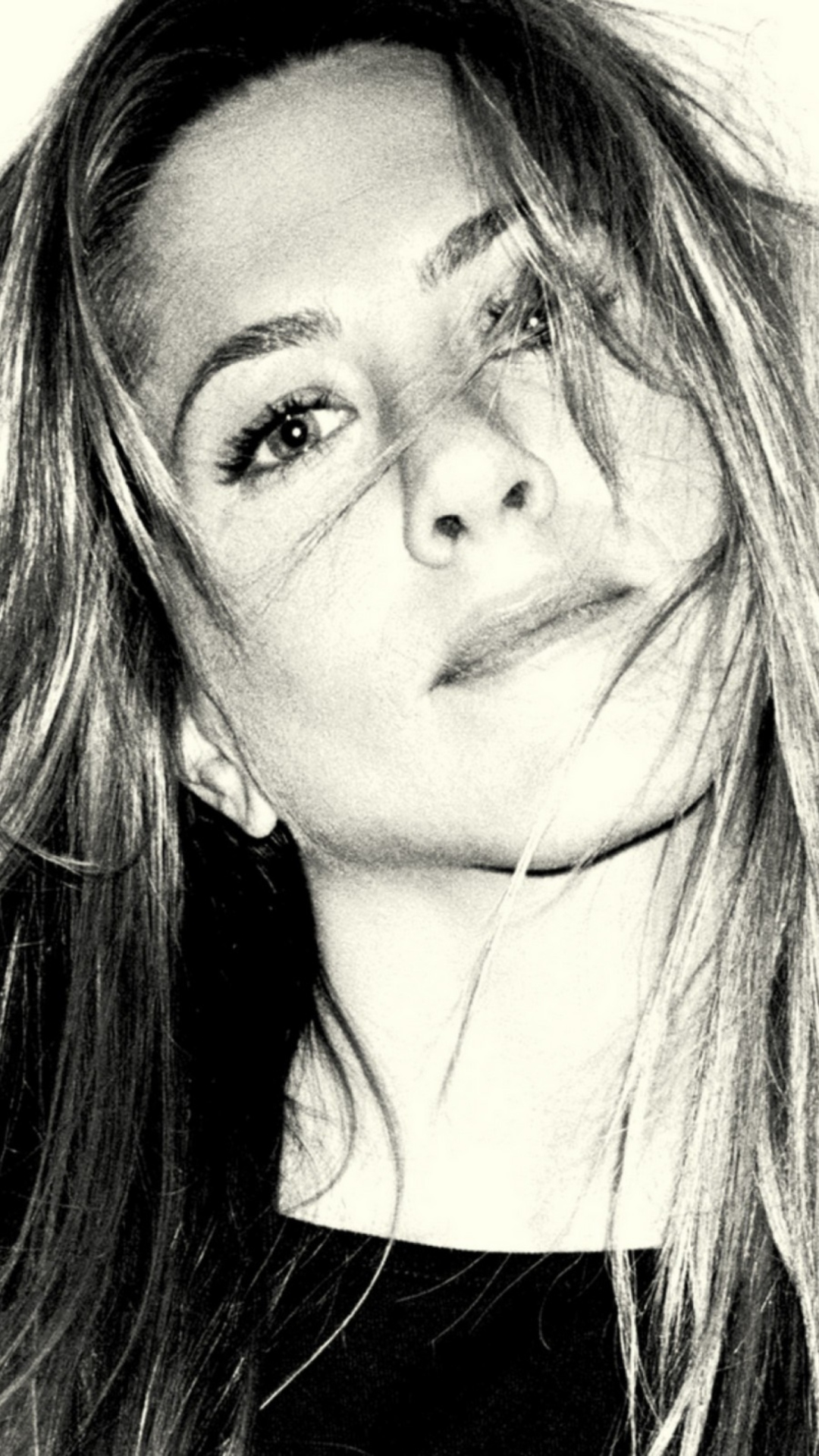 Das Jennifer Aniston Black And White Portrait Wallpaper 1080x1920
