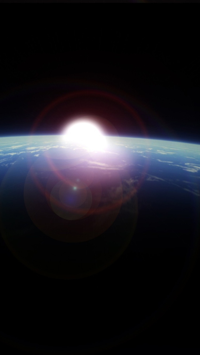Fondo de pantalla Sunrise From Space 640x1136
