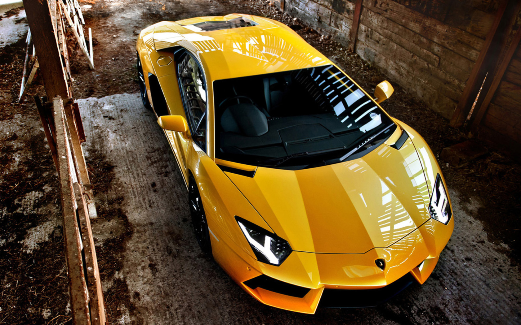 Sfondi Lamborghini Aventador Yellow 1680x1050