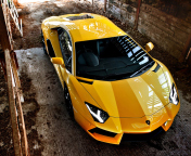 Обои Lamborghini Aventador Yellow 176x144