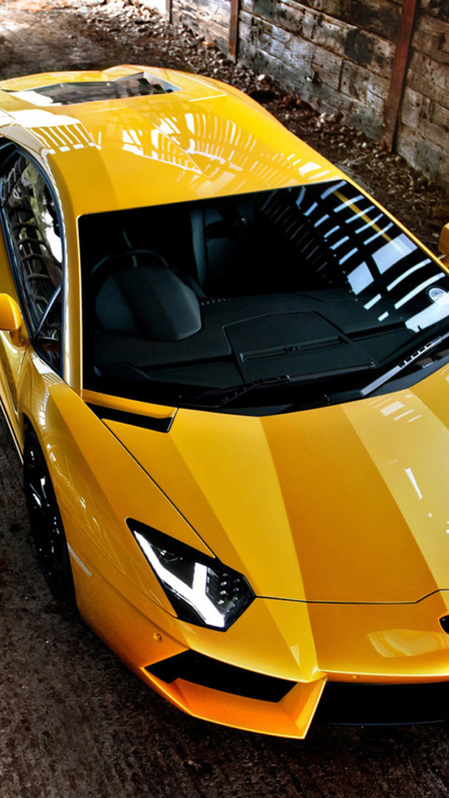 Lamborghini Aventador Yellow wallpaper 640x1136