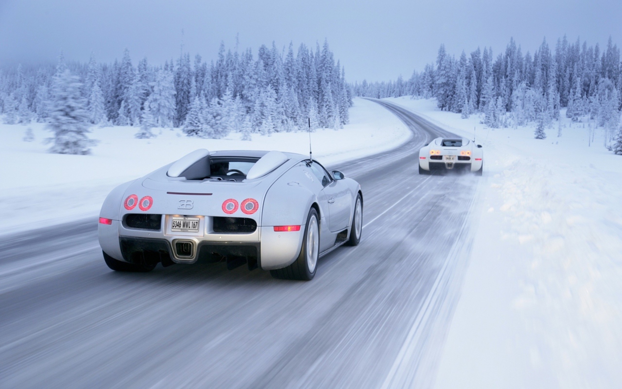 Обои Bugatti Veyron In Winter 1280x800